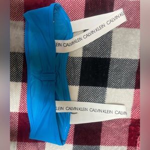 Calvin Klein swimming top worn once don’t think how it fits me